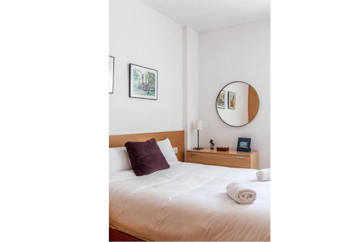 Stay U-Nique Apartments Industria Barcelona Ngoại thất bức ảnh