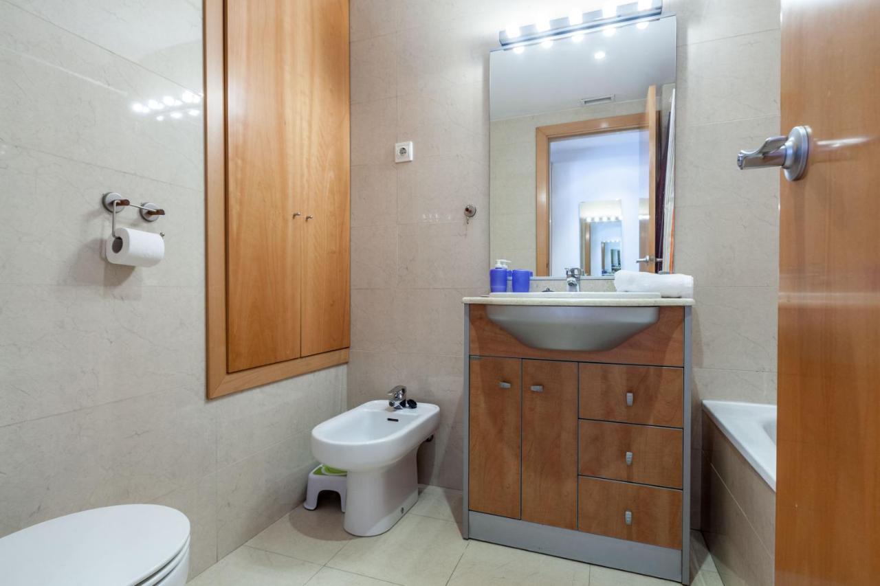 Stay U-Nique Apartments Industria Barcelona Ngoại thất bức ảnh