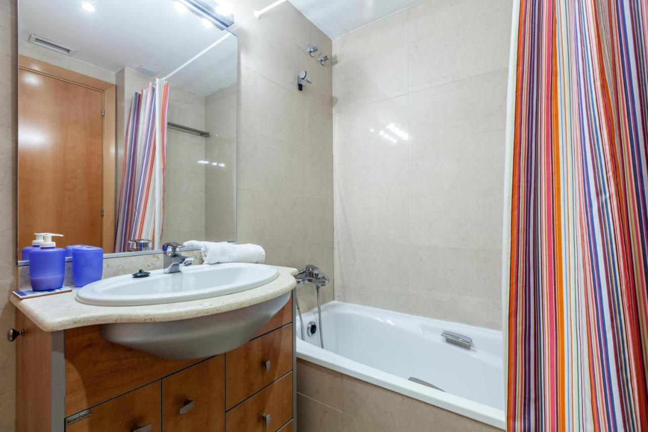 Stay U-Nique Apartments Industria Barcelona Ngoại thất bức ảnh